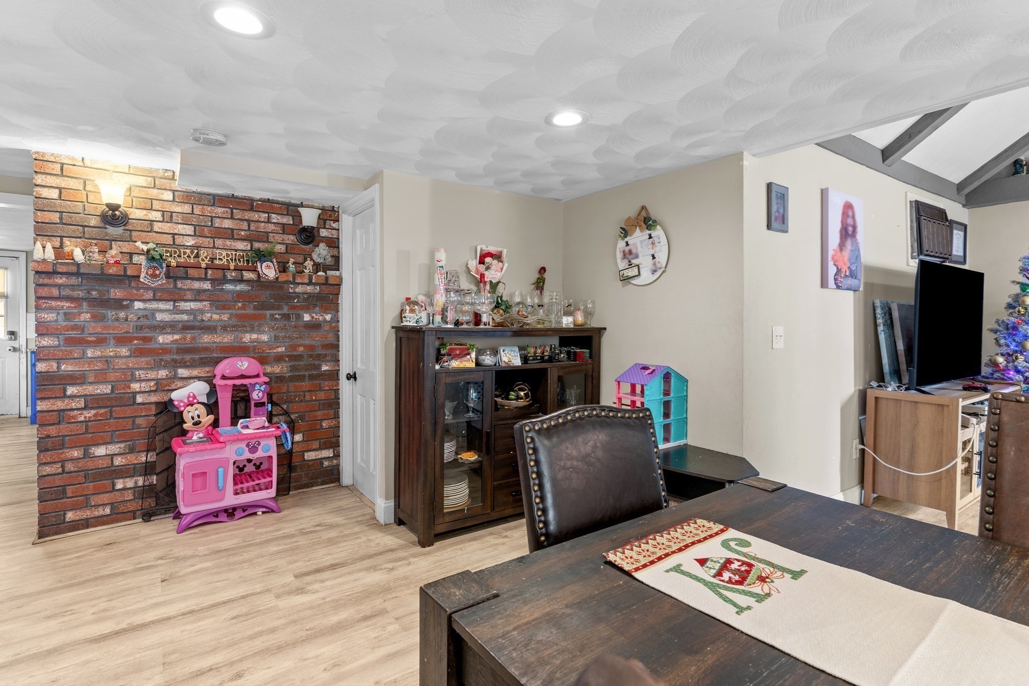 580 County St, Fall River, MA 02723 - Image 16