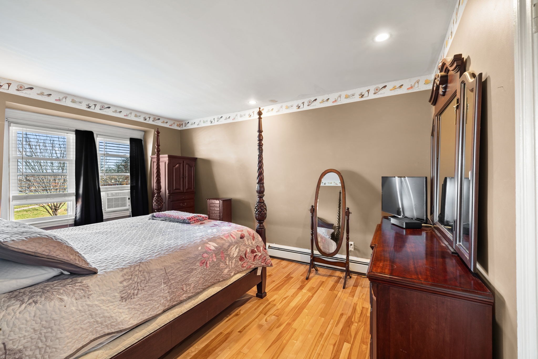 37 M St, South Boston, Boston, MA 02127 - Image 32