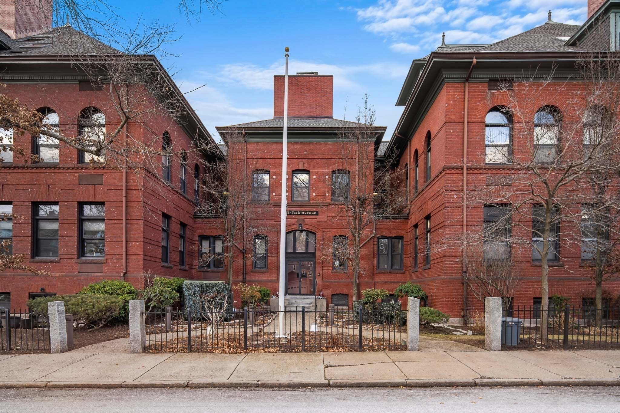 88 Park Ave Unit 206, Arlington, MA 02476