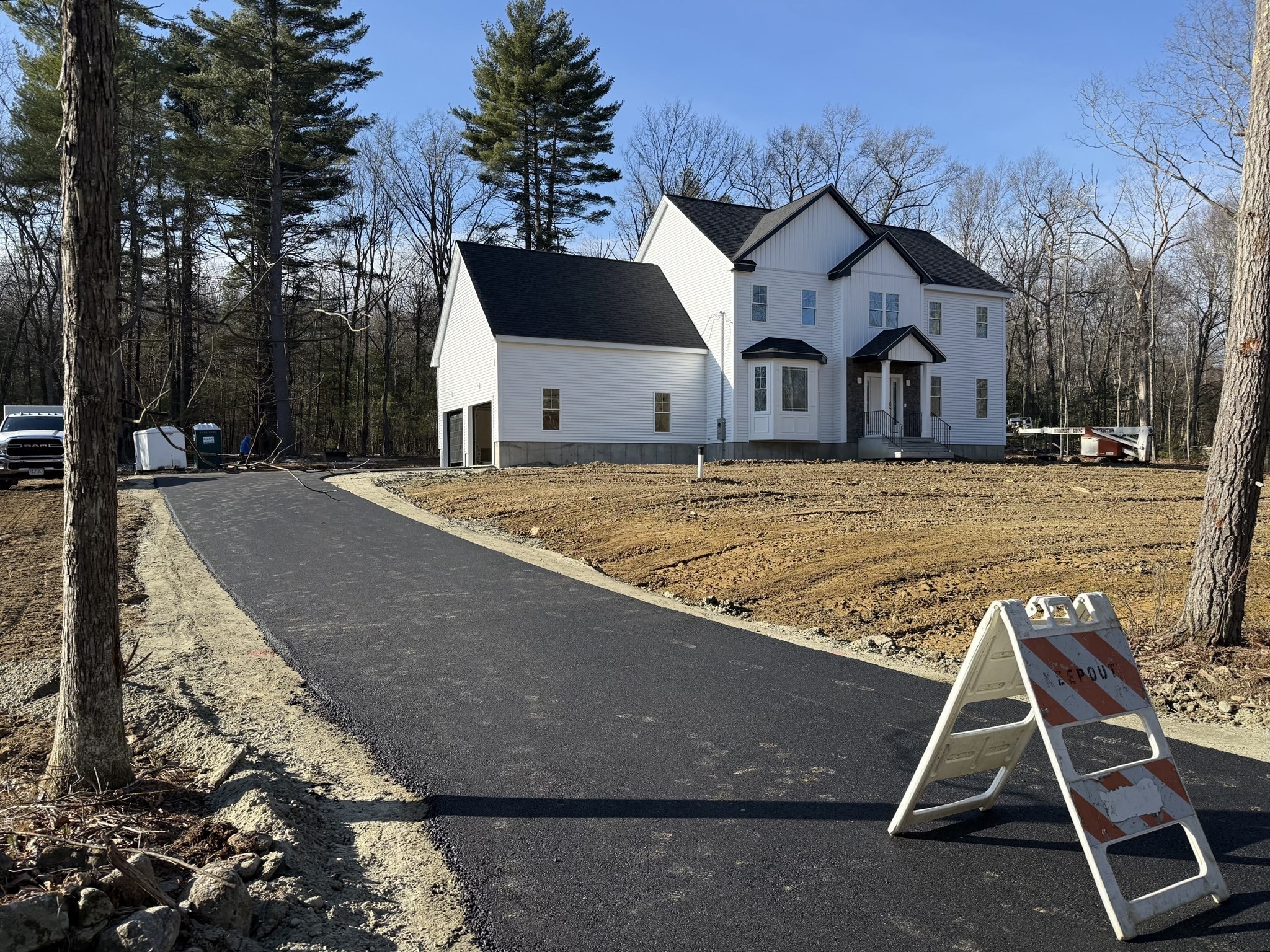 1 (lot 1) White Court, Douglas, MA 01516