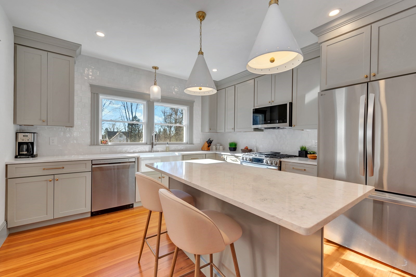 21 Park Ave, Winchester, MA 01890 - Image 2