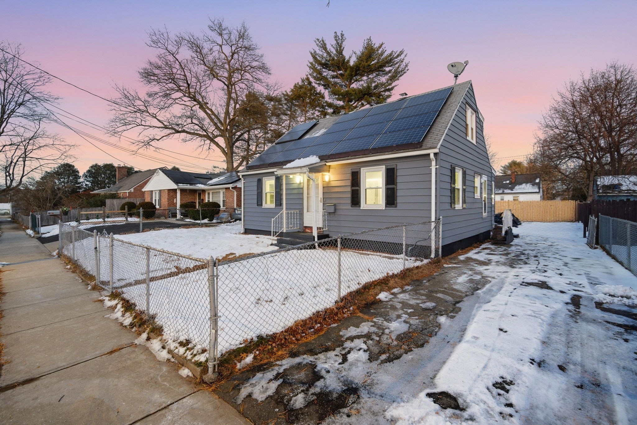 25 Pheland St, Springfield, MA 01109 - Image 2