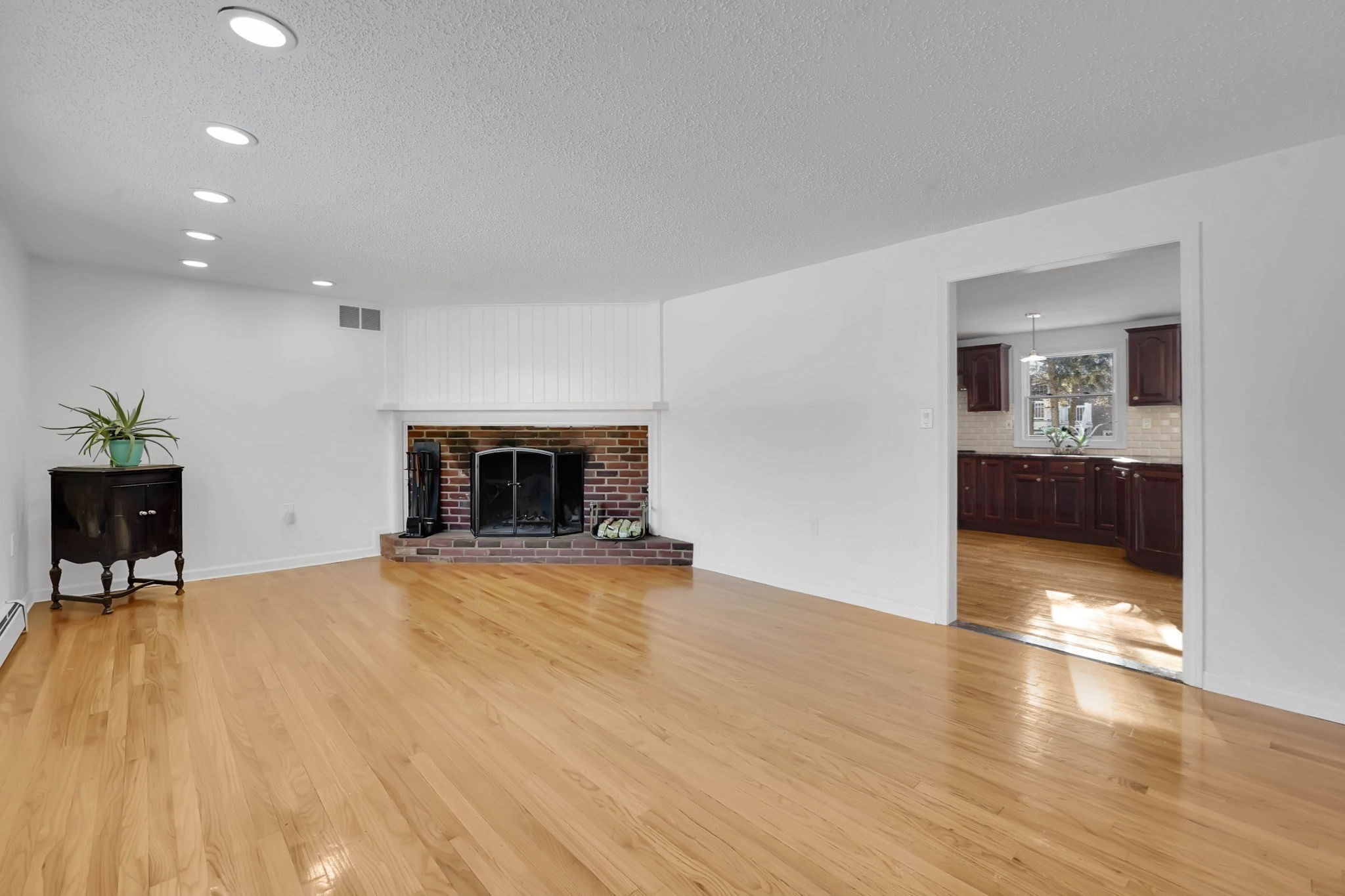 6 Katie St, Wilbraham, MA 01095 - Image 8