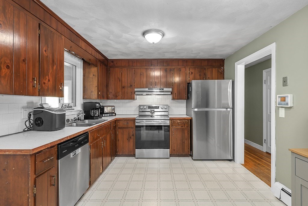 8 Bandy Ln, Milford, MA 01757 - Image 13