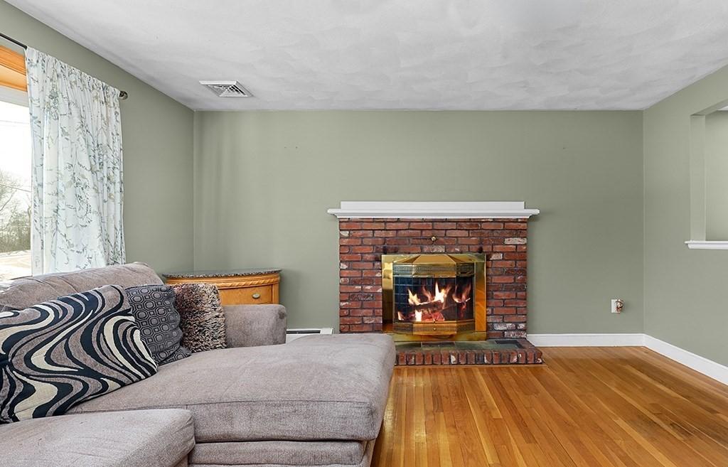 8 Bandy Ln, Milford, MA 01757 - Image 7