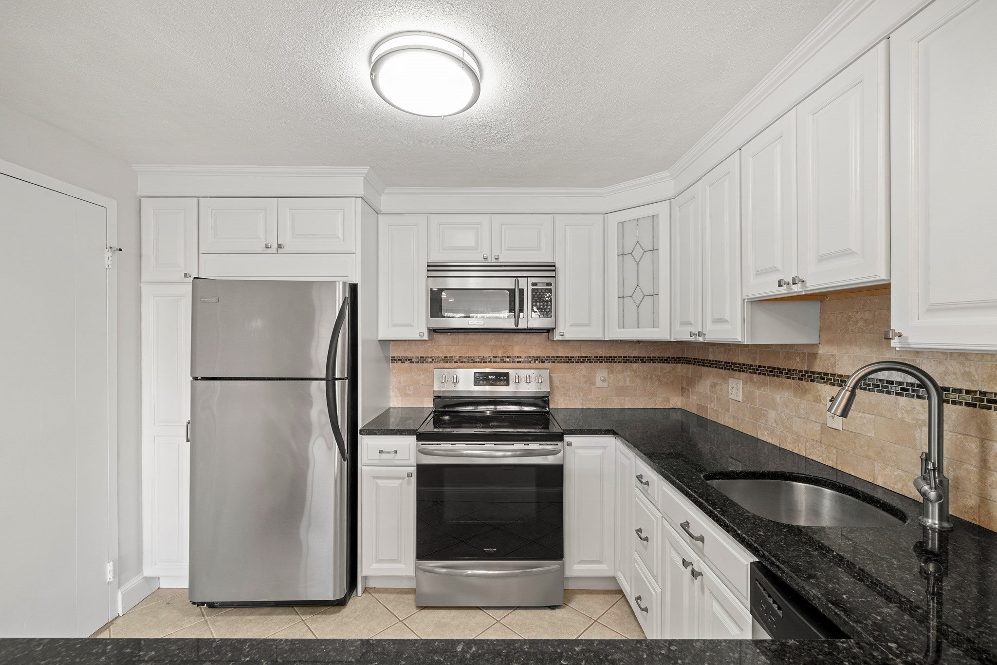 1105 Lexington Street Unit 9-2, Waltham, MA 02452 - Image 10