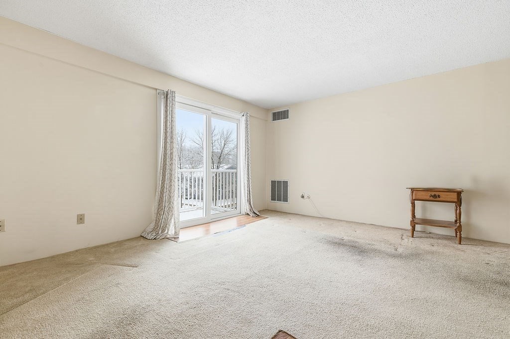 36 Silver Hill Ln Unit 21, Natick, MA 01760 - Image 6