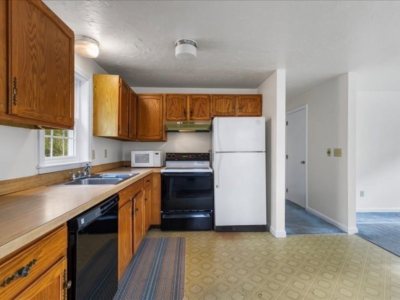 32 Willington Ave, Barnstable, MA 02648 - Image 8