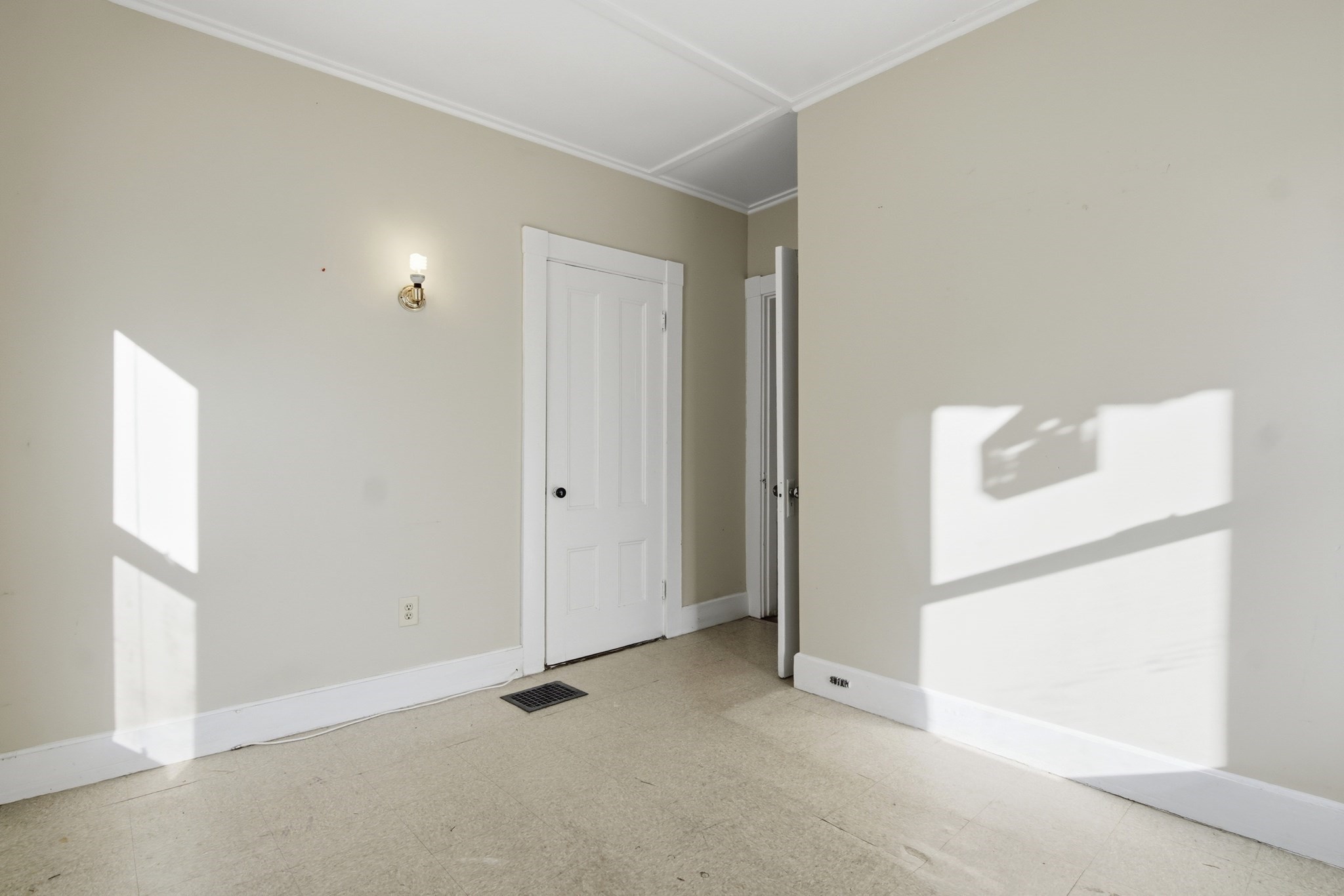 21 Atkins Avenue, Lynn, MA 01904 - Image 16