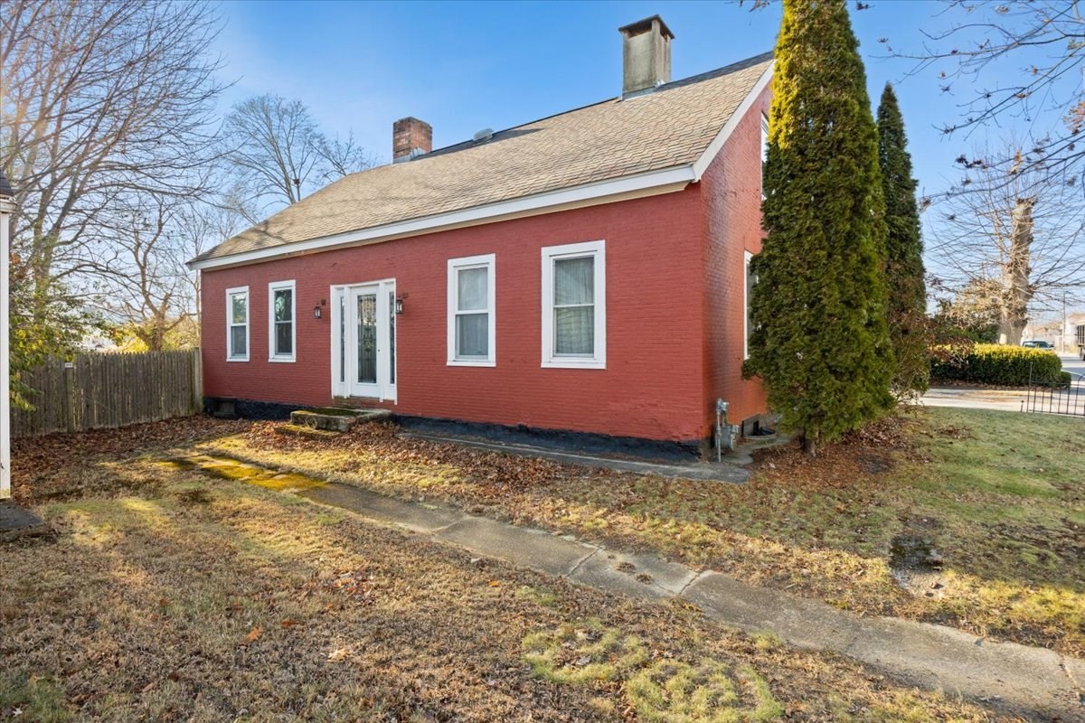 24 First St, Taunton, MA 02780 - Image 1