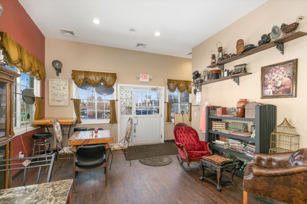 30 Railroad Ave, Haverhill, MA 01835 - Image 15