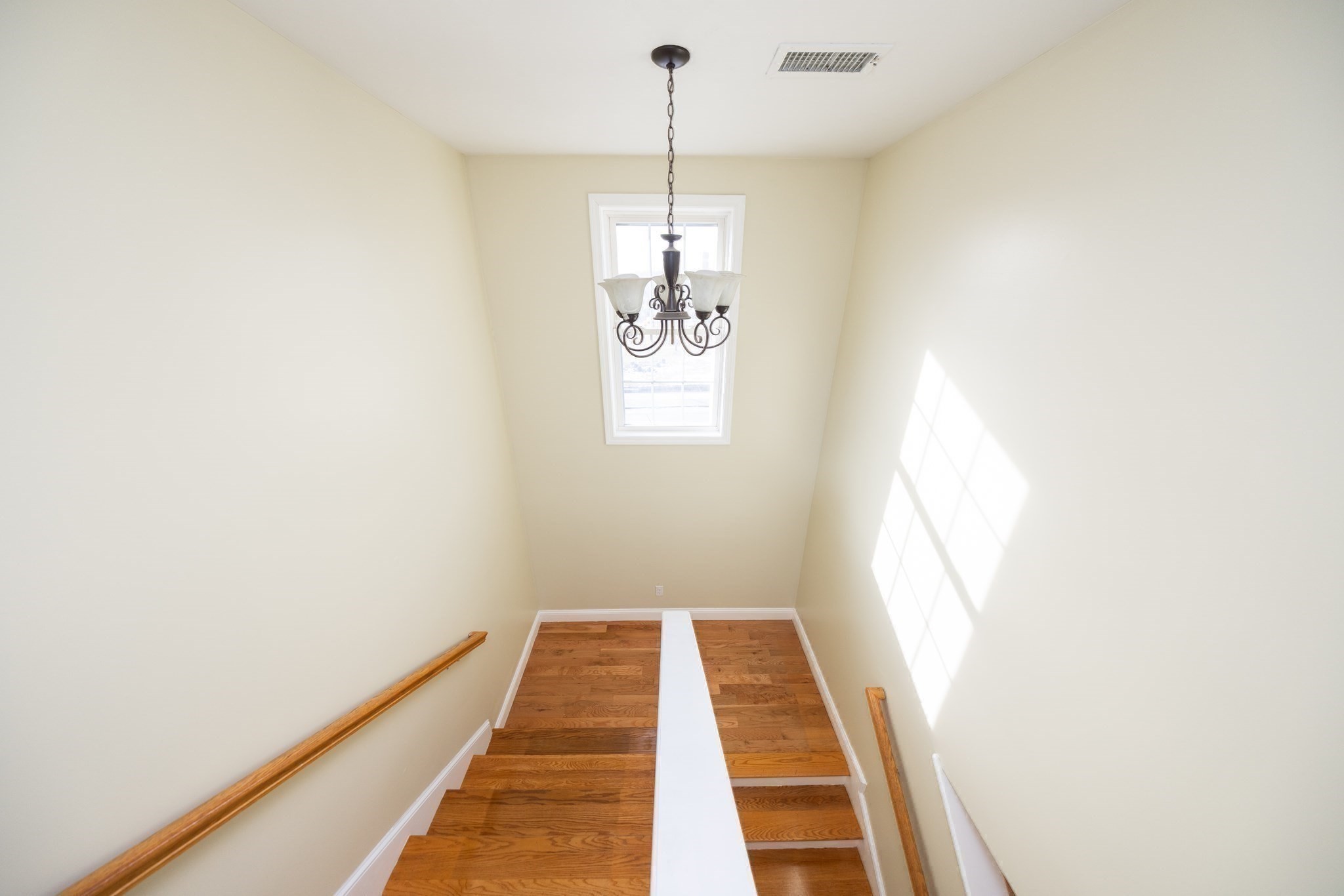 83 Massasoit Rd, Worcester, MA 01604 - Image 13