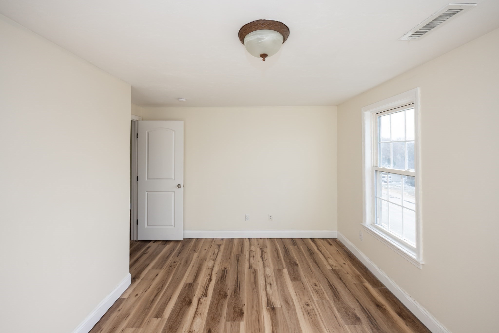 83 Massasoit Rd, Worcester, MA 01604 - Image 18