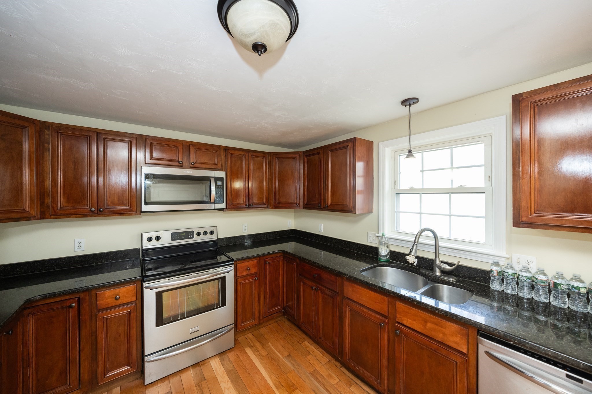 83 Massasoit Rd, Worcester, MA 01604 - Image 4