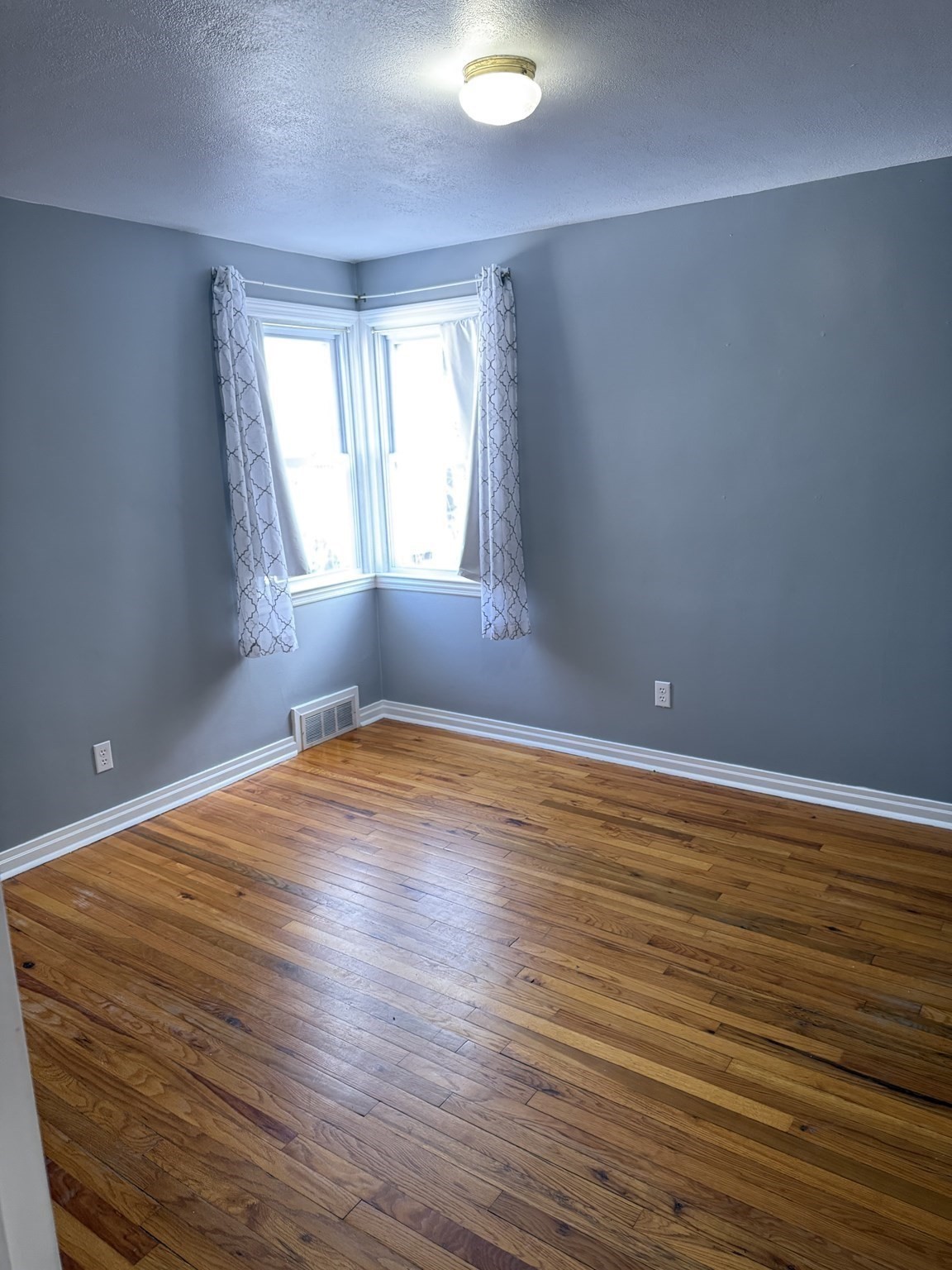 251 Rosewell St, Springfield, MA 01109 - Image 11