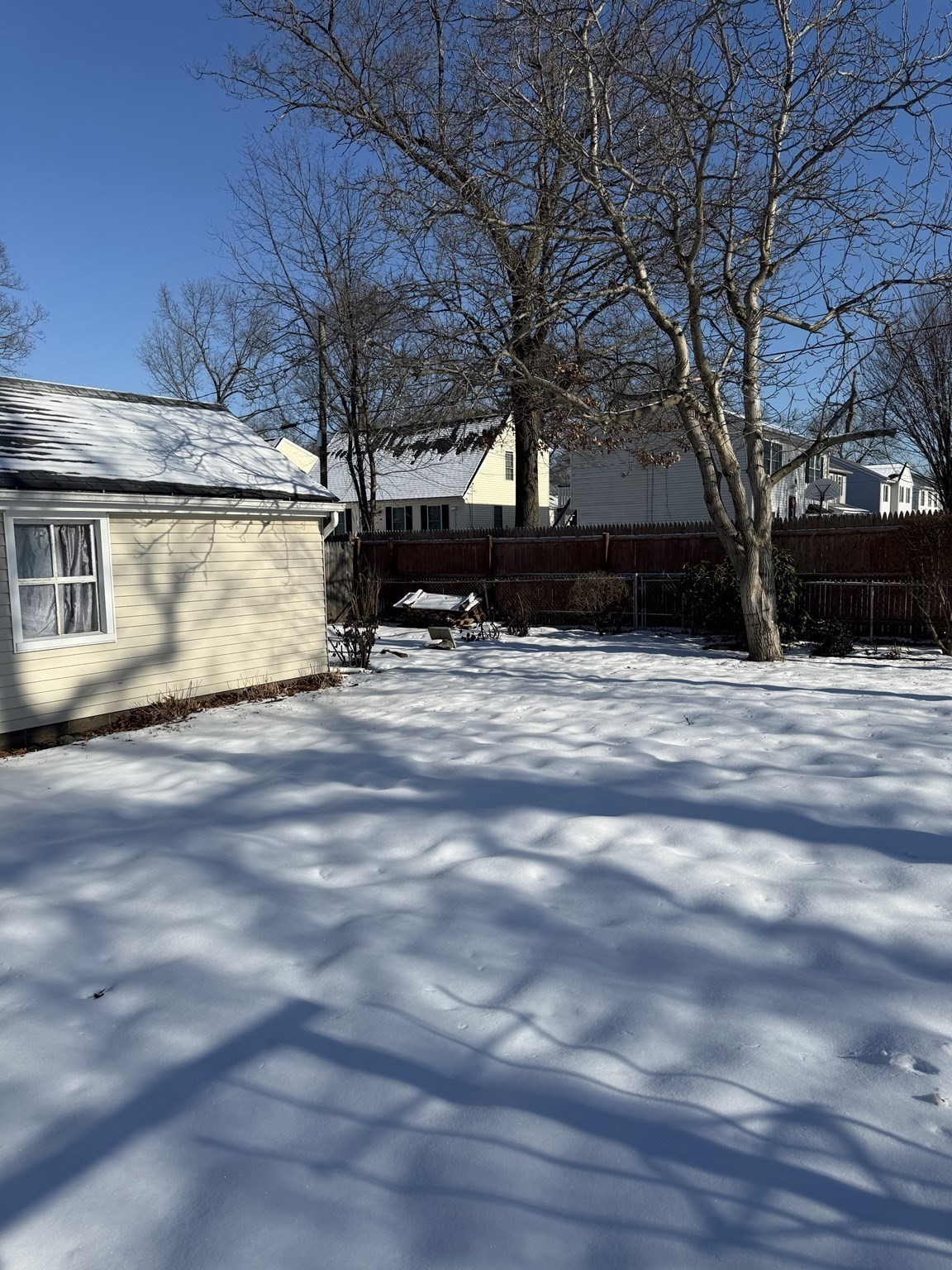 251 Rosewell St, Springfield, MA 01109 - Image 25
