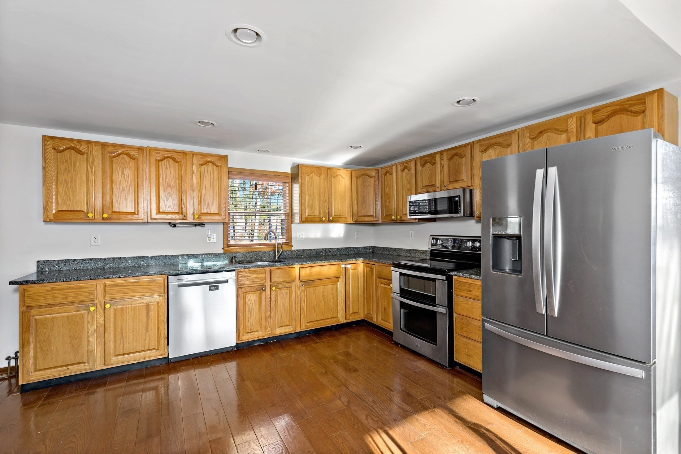 20 Montclair Ave, Pembroke, MA 02359 - Image 13