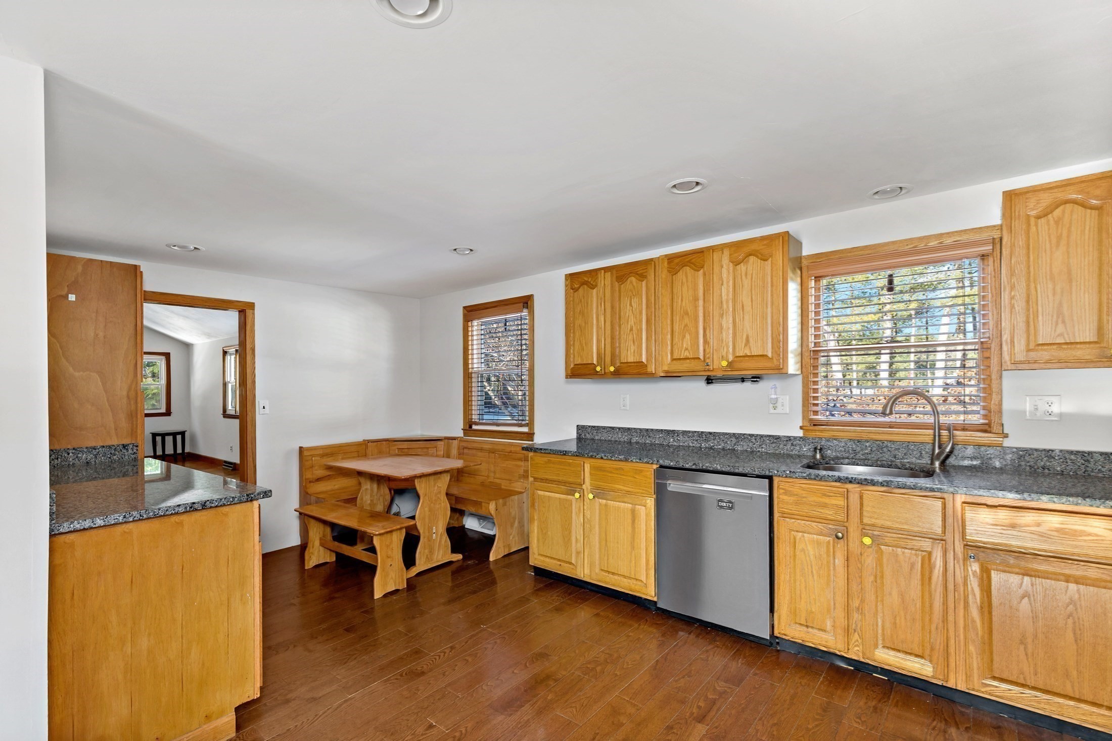 20 Montclair Ave, Pembroke, MA 02359 - Image 15