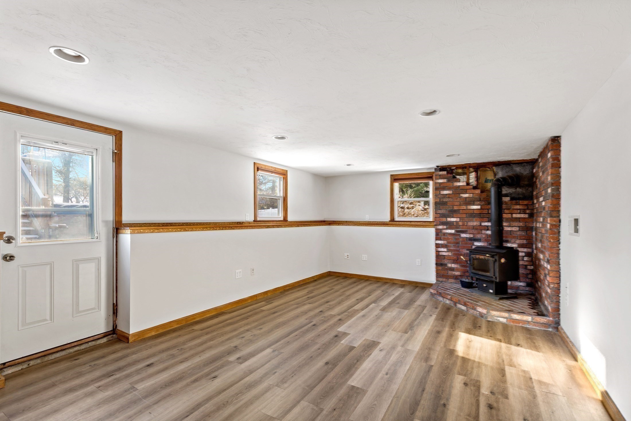 20 Montclair Ave, Pembroke, MA 02359 - Image 28