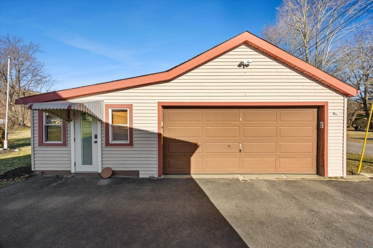 550 Middleboro Avenue, Taunton, MA 02718 - Image 35