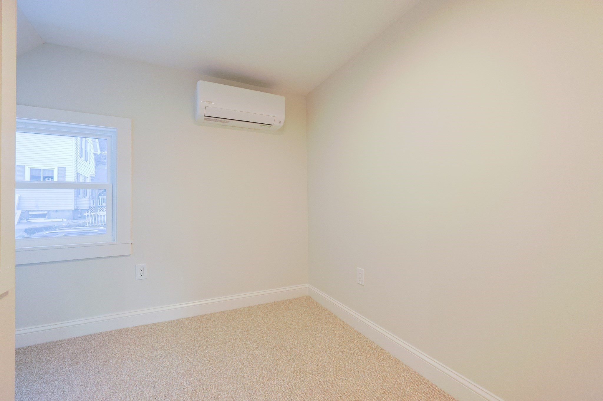 143 Grove St, Clinton, MA 01510 - Image 18