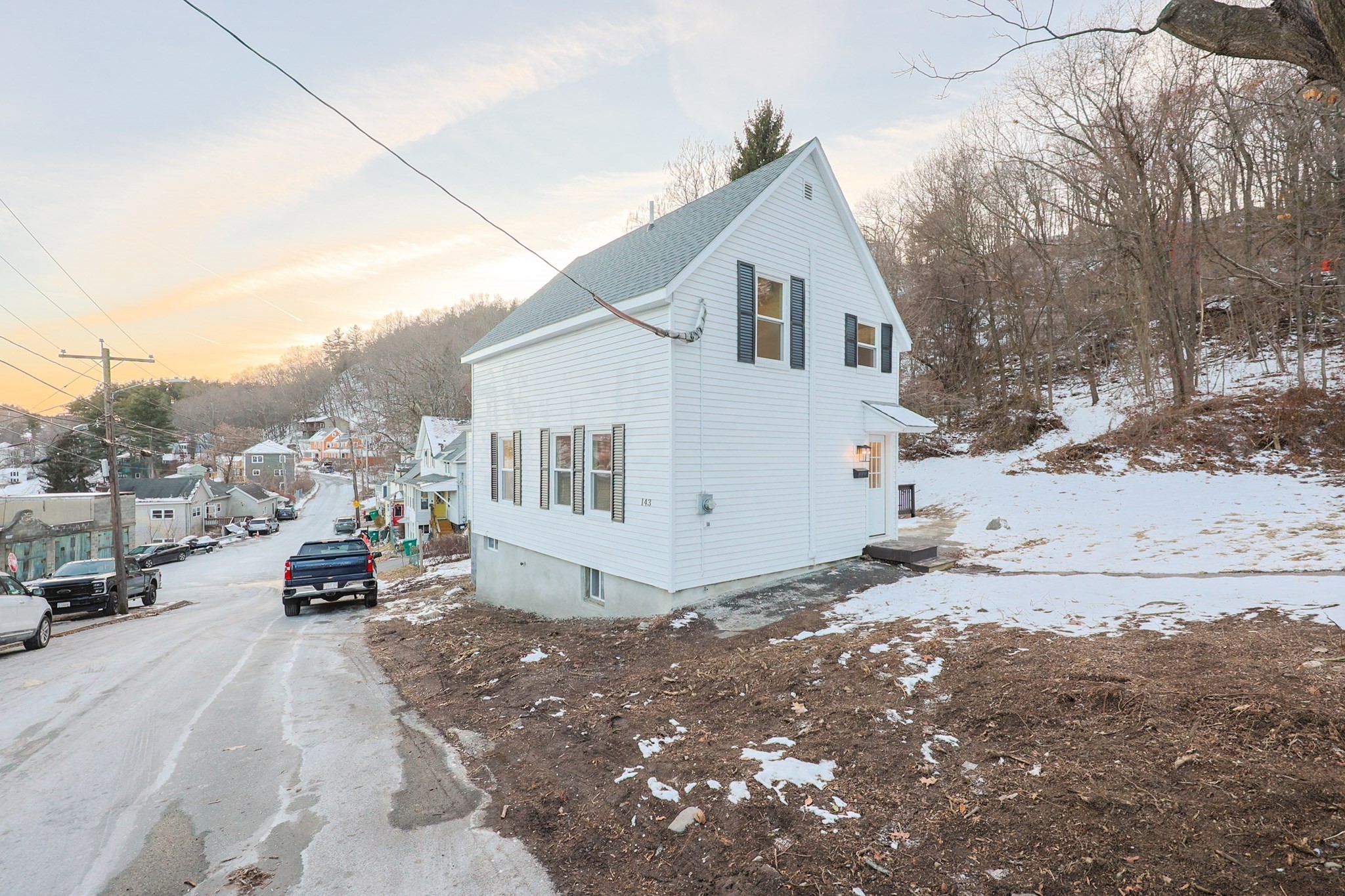143 Grove St, Clinton, MA 01510 - Image 23