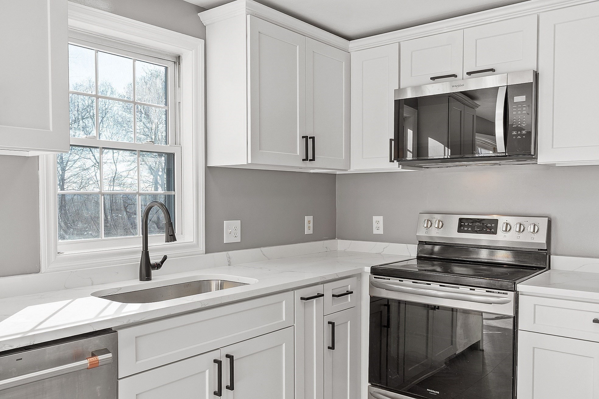 24 Ashworth Ter Unit 24, Haverhill, MA 01832 - Image 14