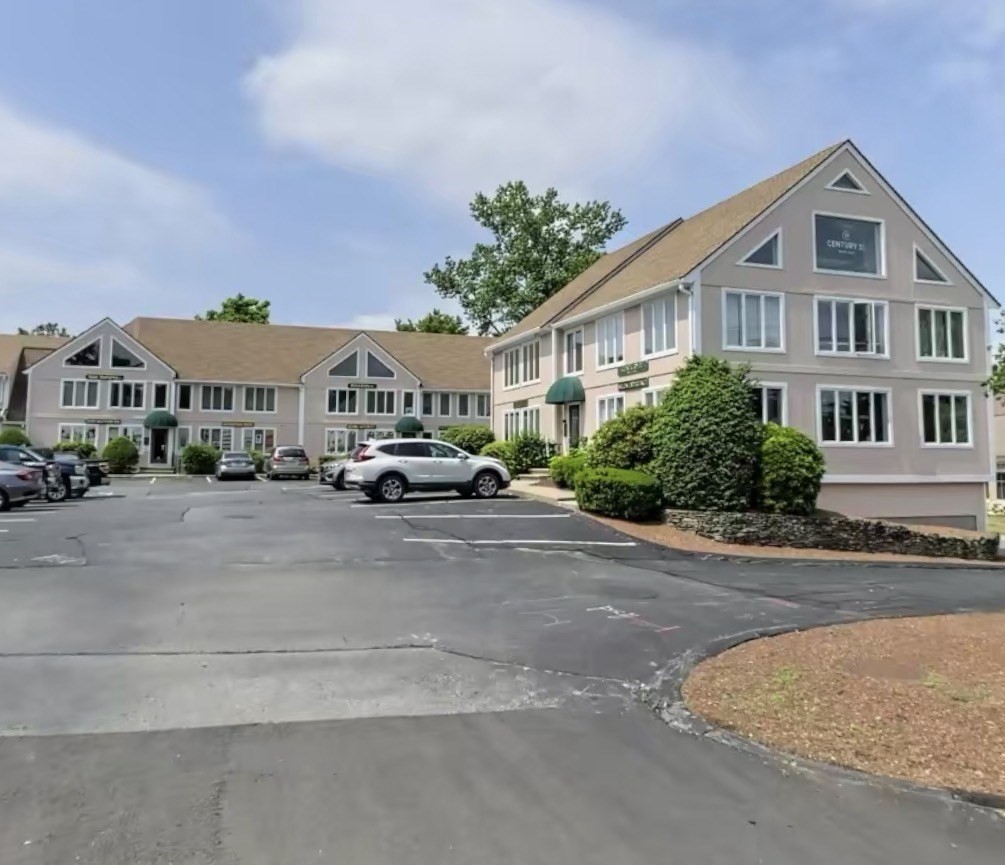 1215 Main St Unit 111, Tewksbury, MA 01876