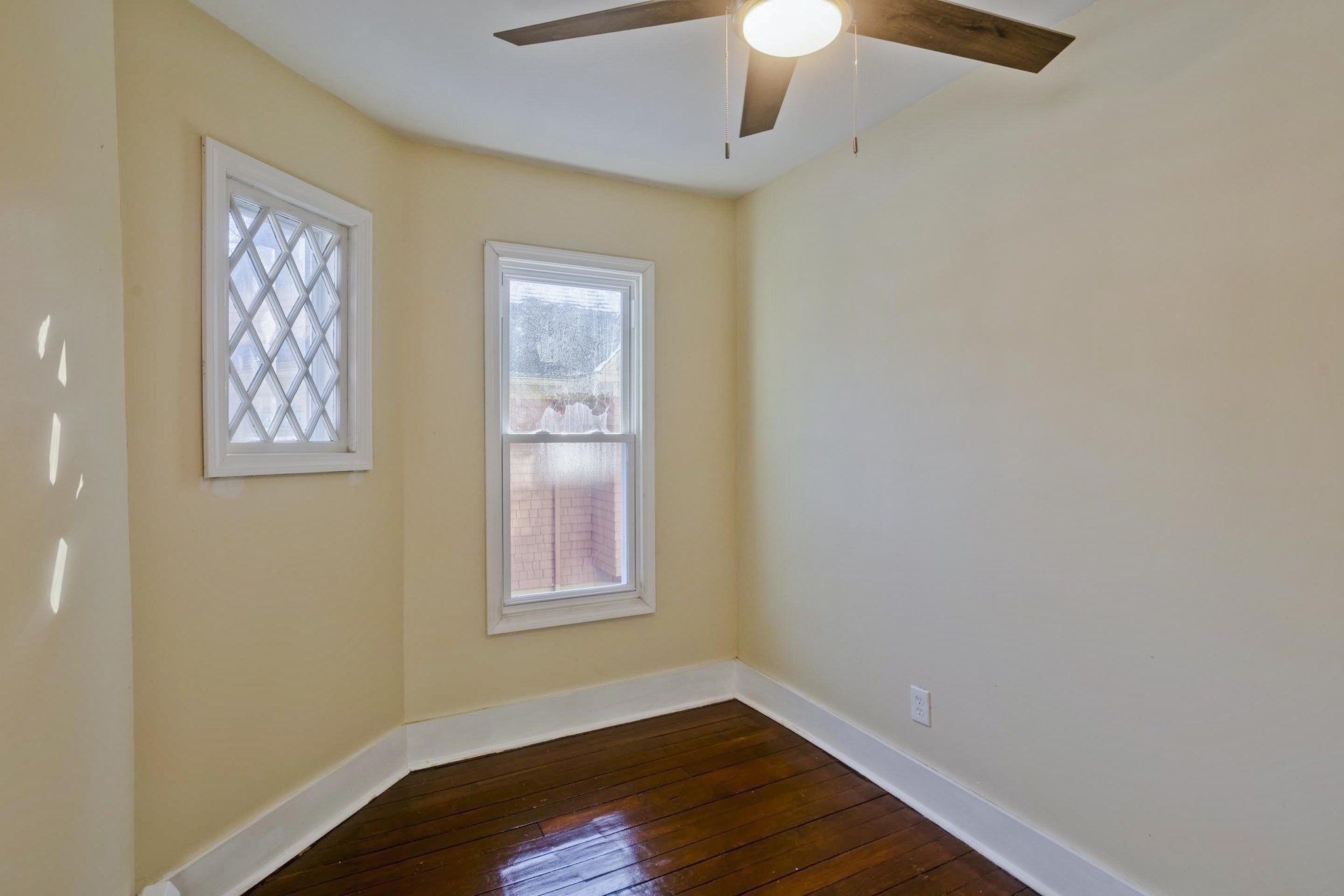 30 Parkwood St, Springfield, MA 01108 - Image 30