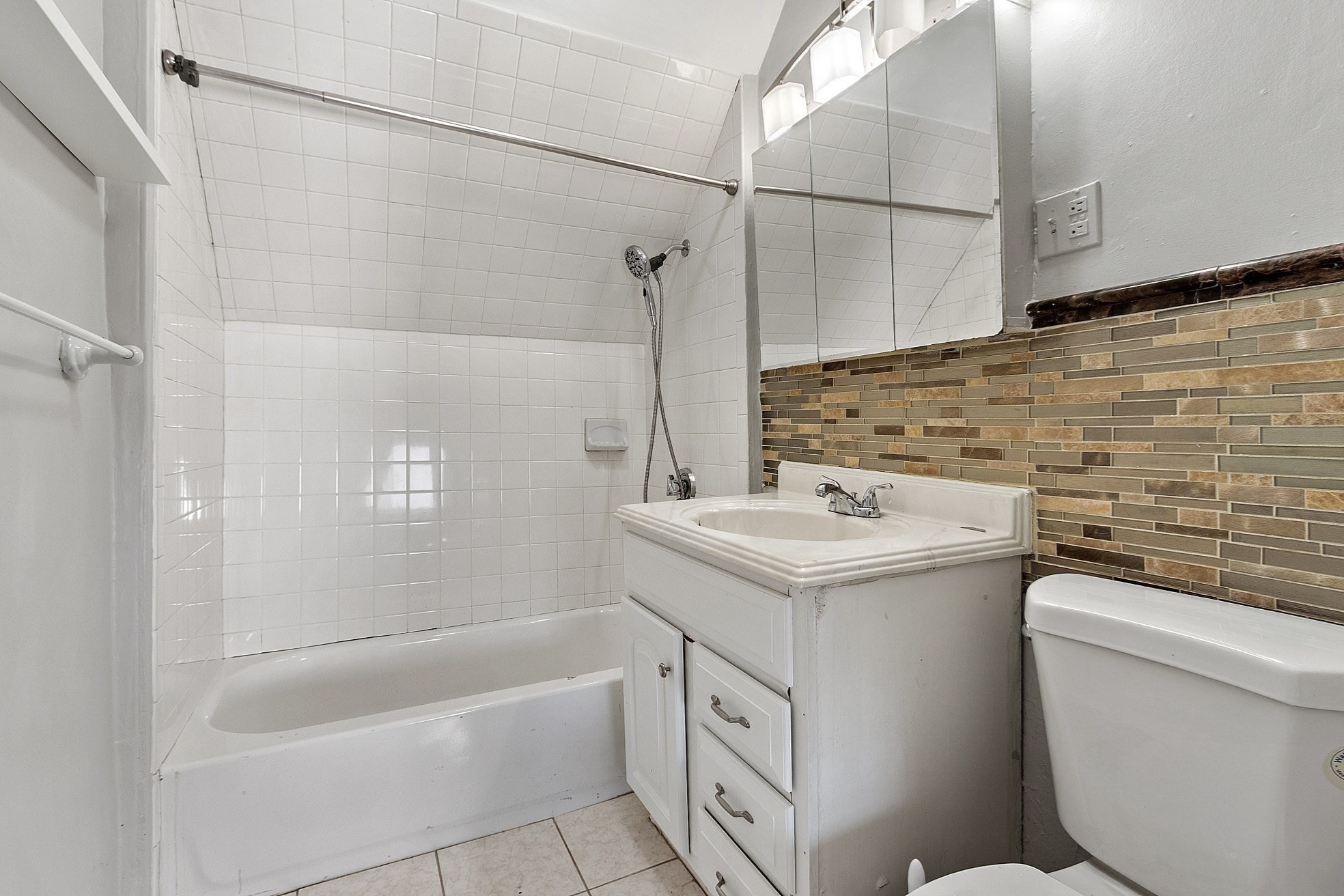 3 Franconia St, Worcester, MA 01602 - Image 19