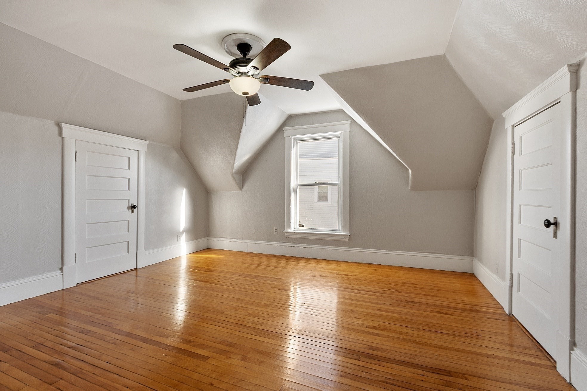 3 Franconia St, Worcester, MA 01602 - Image 22