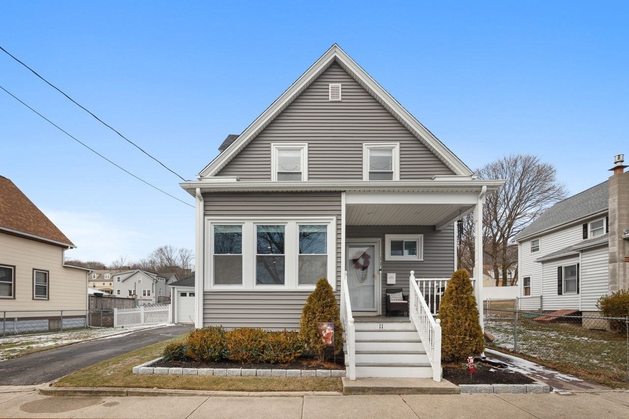 11 Richard St, Saugus, MA 01906 - Image 1