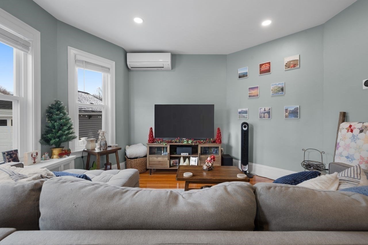 11 Richard St, Saugus, MA 01906 - Image 12