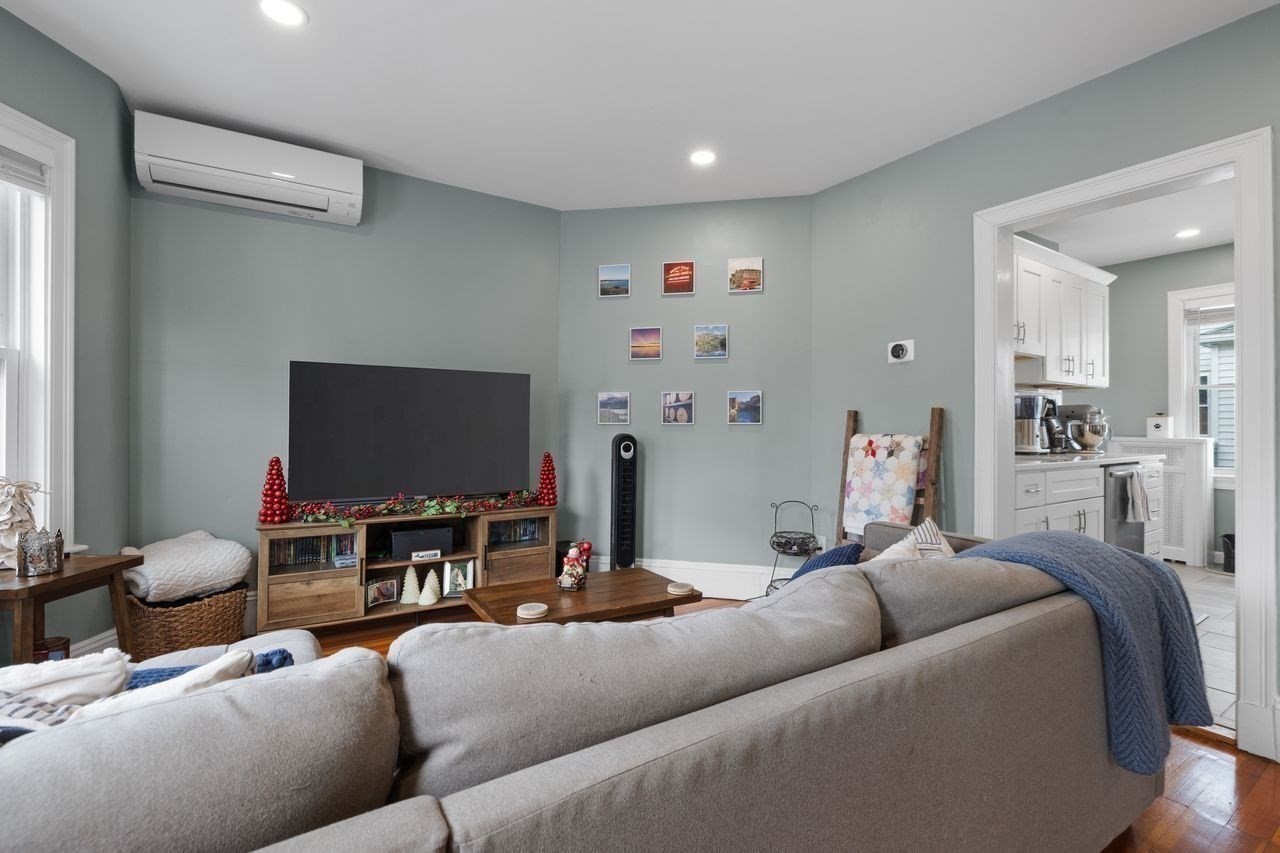 11 Richard St, Saugus, MA 01906 - Image 13