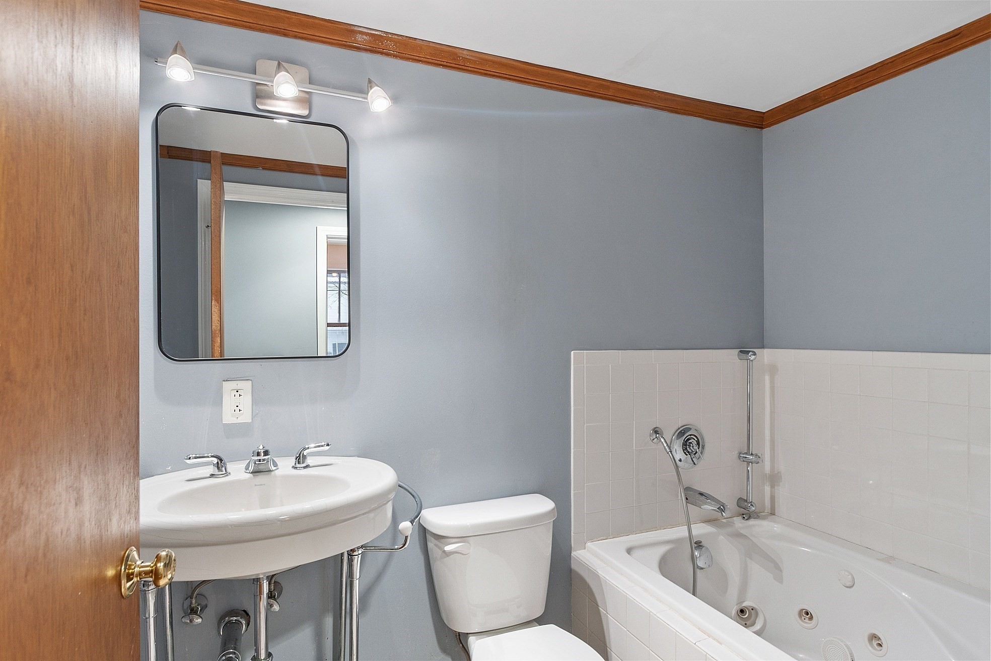 559 Merriam Ave, Leominster, MA 01453 - Image 24