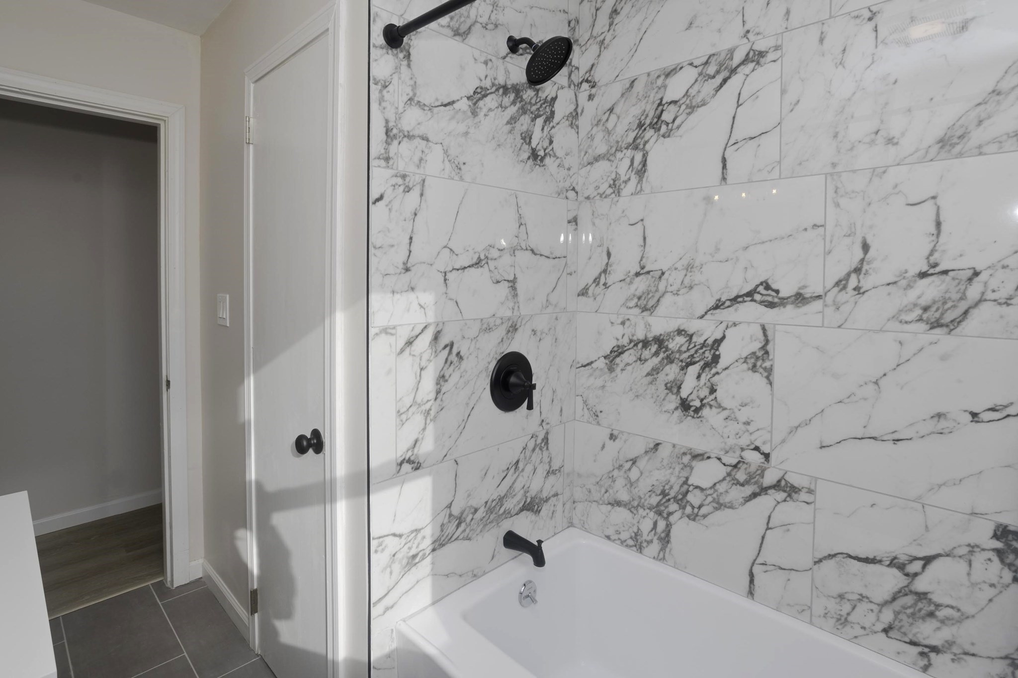 27 Cortland St, Chicopee, MA 01020 - Image 15