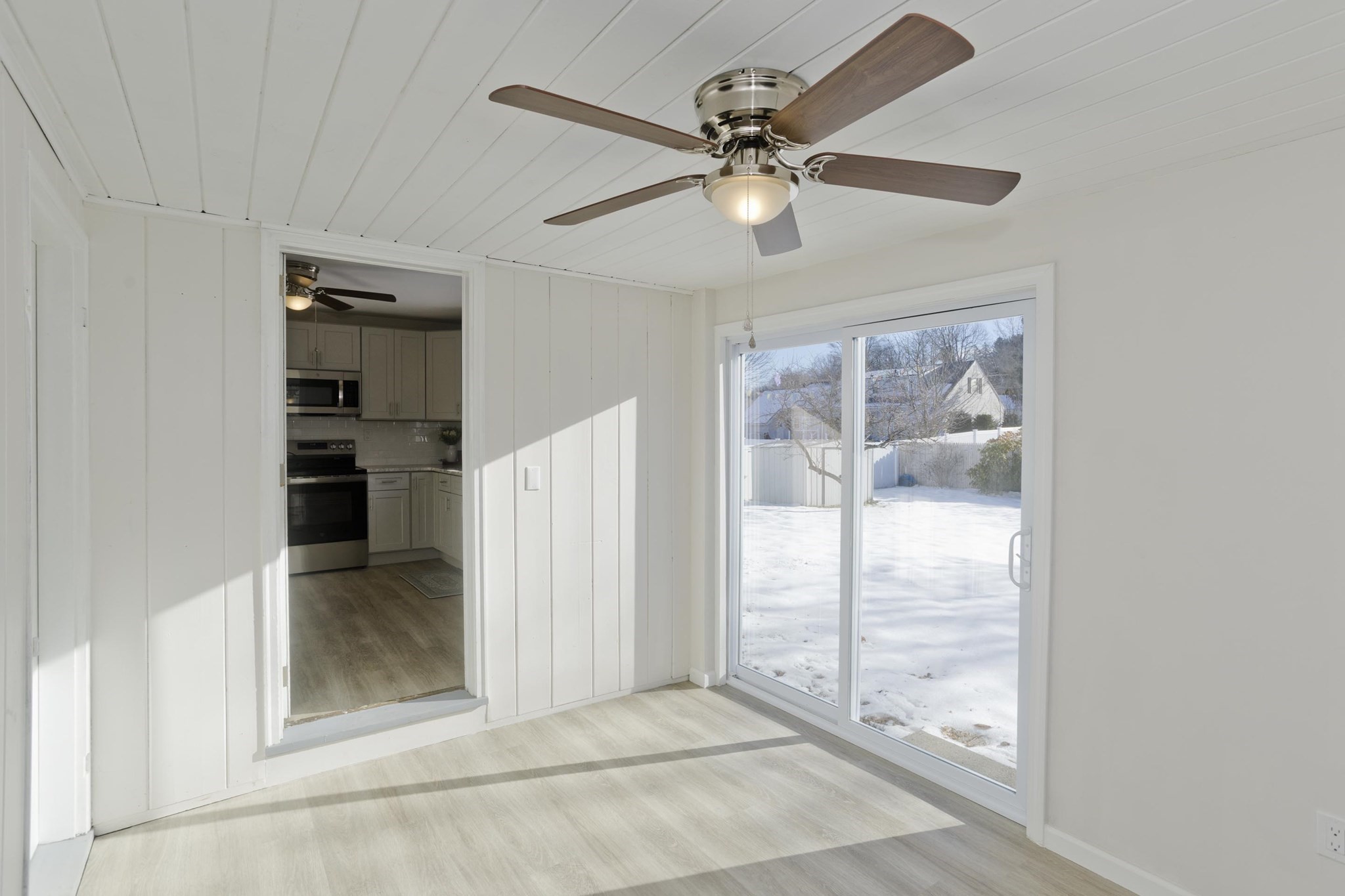 27 Cortland St, Chicopee, MA 01020 - Image 24