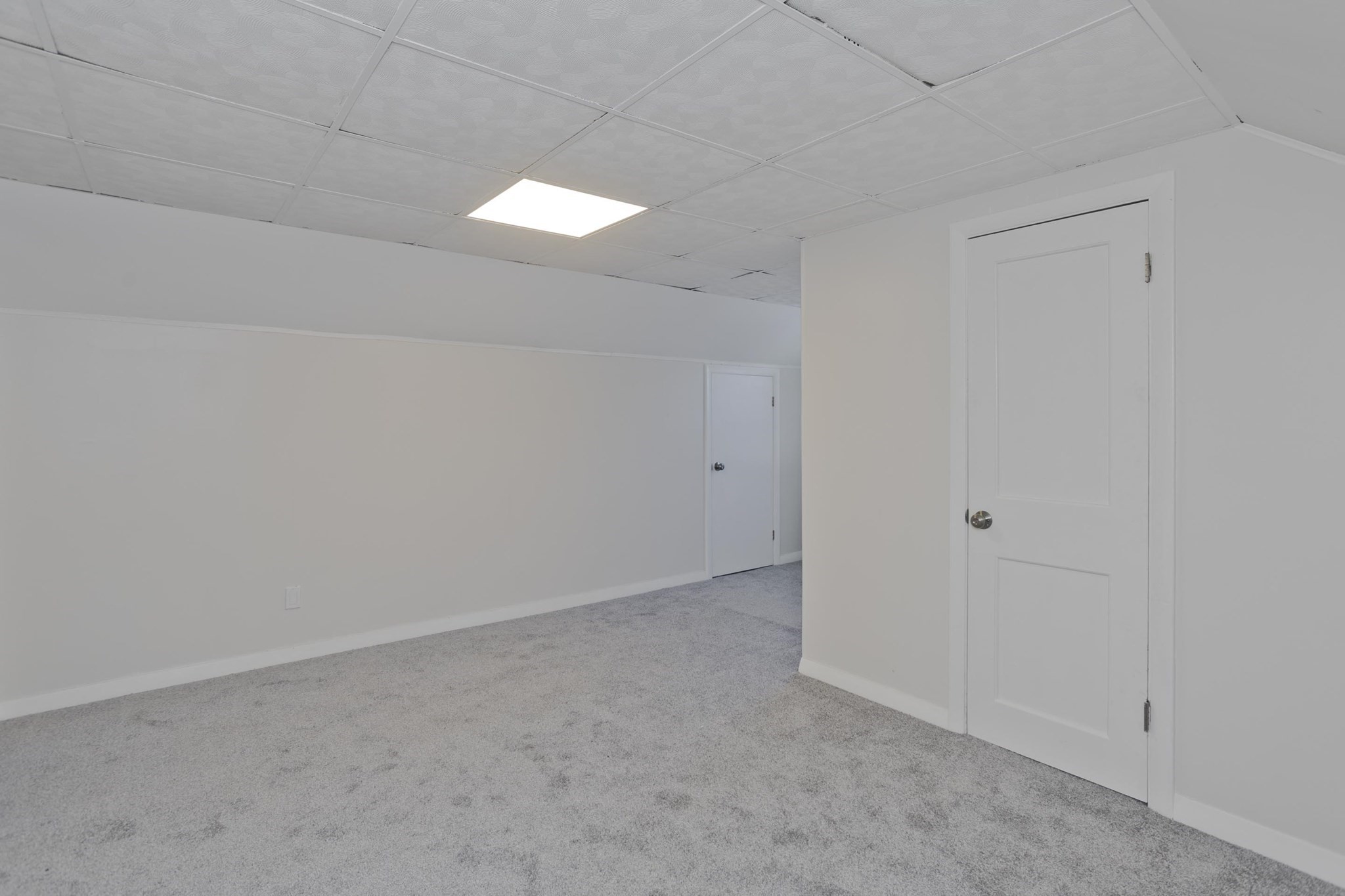 27 Cortland St, Chicopee, MA 01020 - Image 30