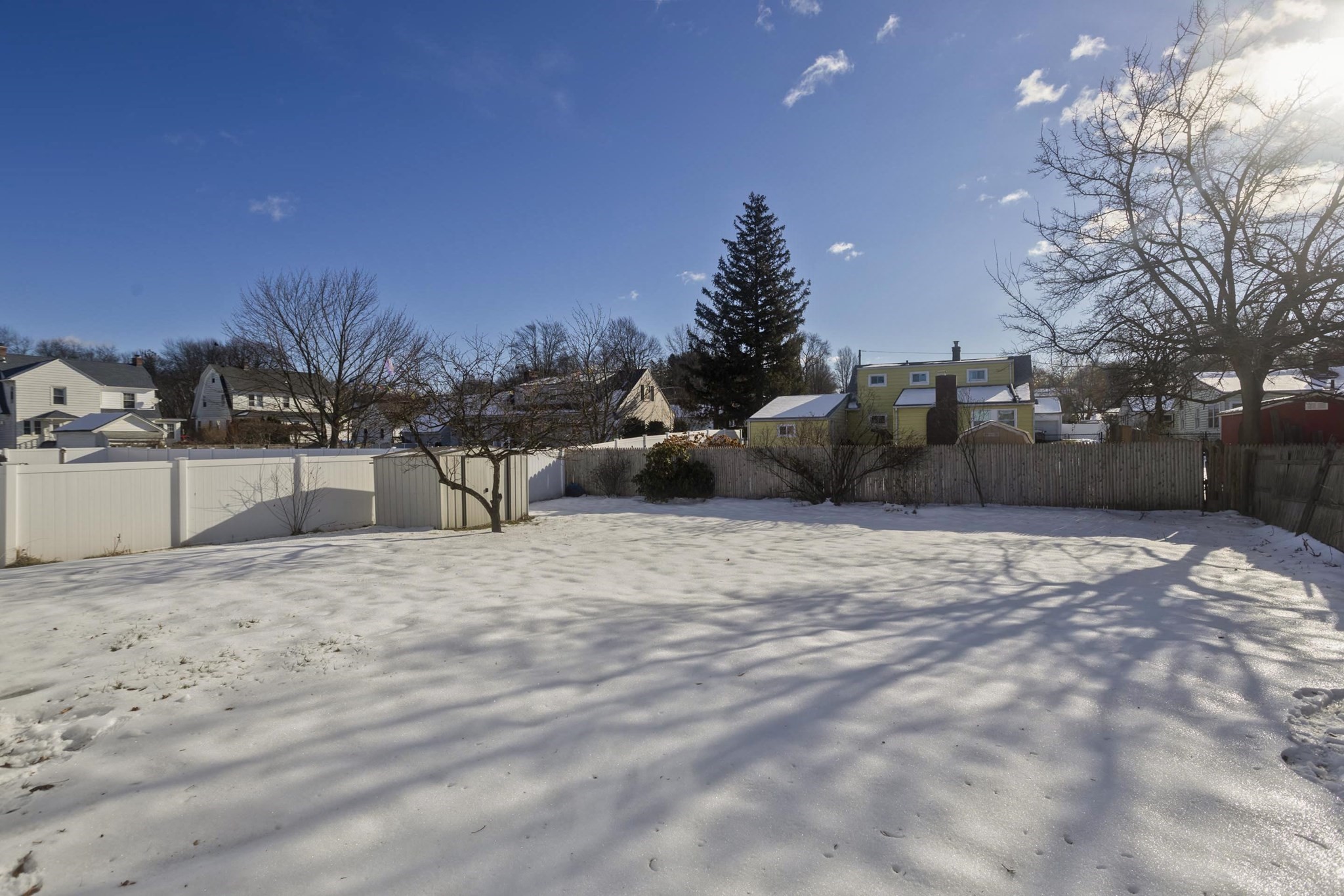 27 Cortland St, Chicopee, MA 01020 - Image 4