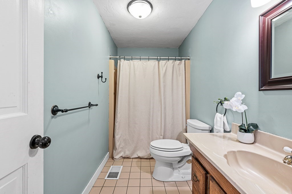 29 Dominion Rd, Worcester, MA 01605 - Image 14