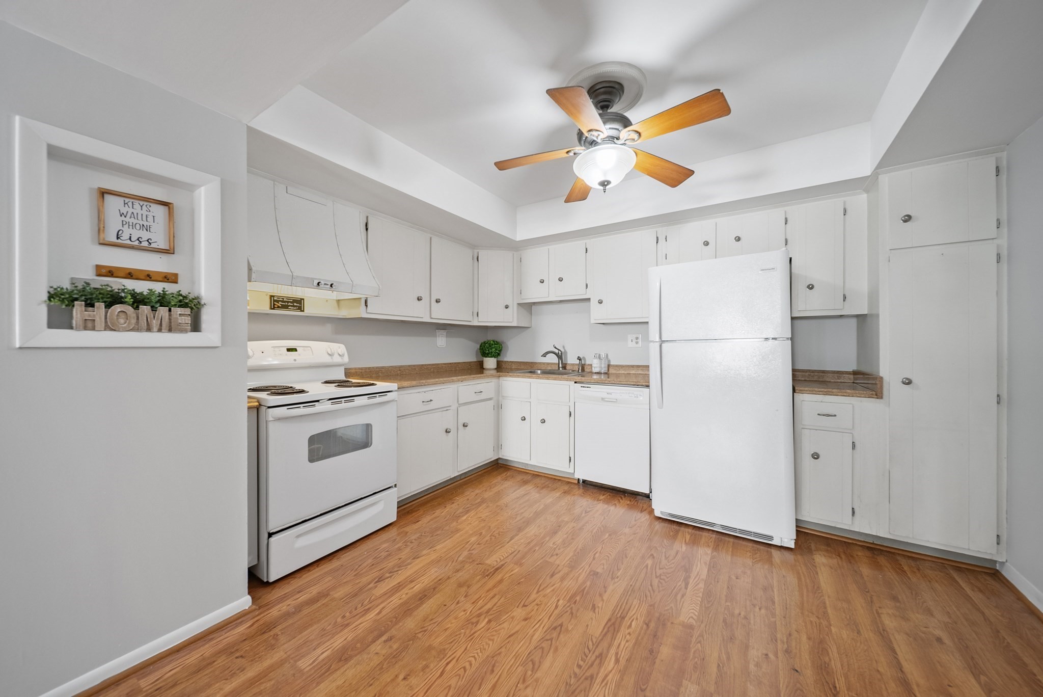 250 Nesmith St Unit A5, Lowell, MA 01852 - Image 4