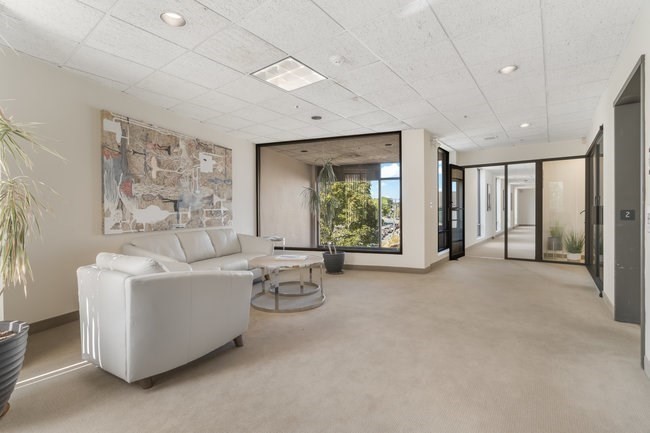 333 North Ave Unit 2, Wakefield, MA 01880 - Image 2