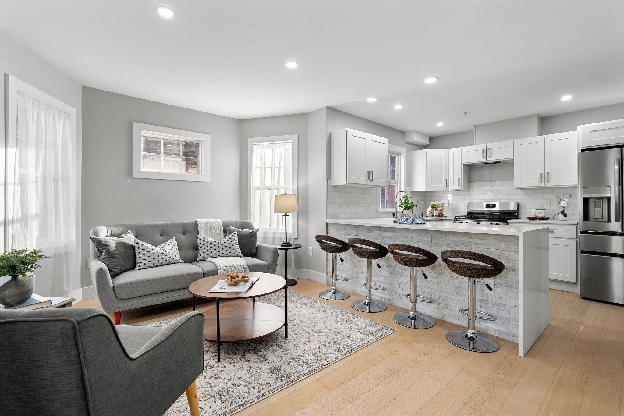 679 Columbia Rd Unit 4, Dorchester, Boston, MA 02125 - Image 2