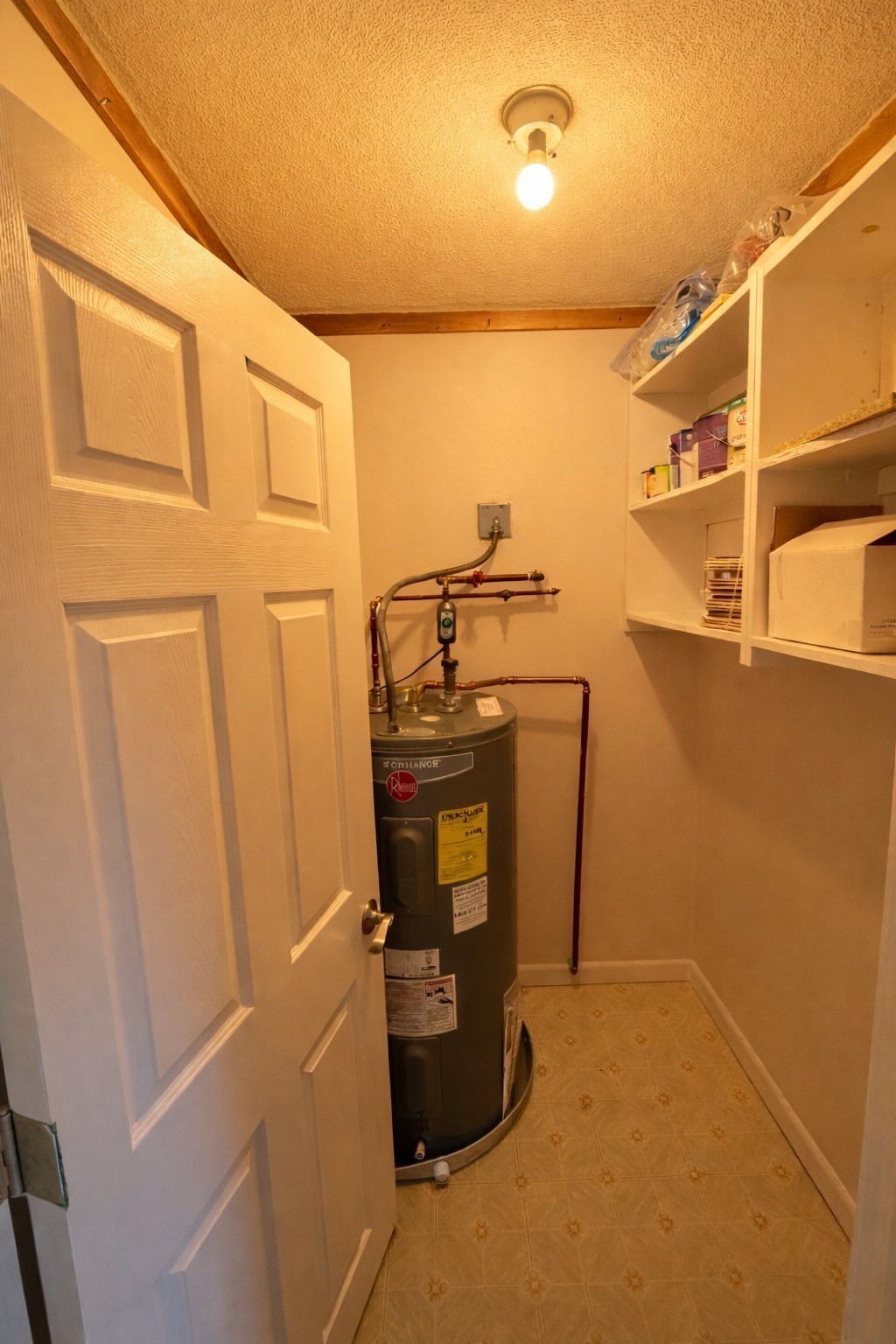 16 Cleveland Pl Unit 11, Gloucester, MA 01930 - Image 7