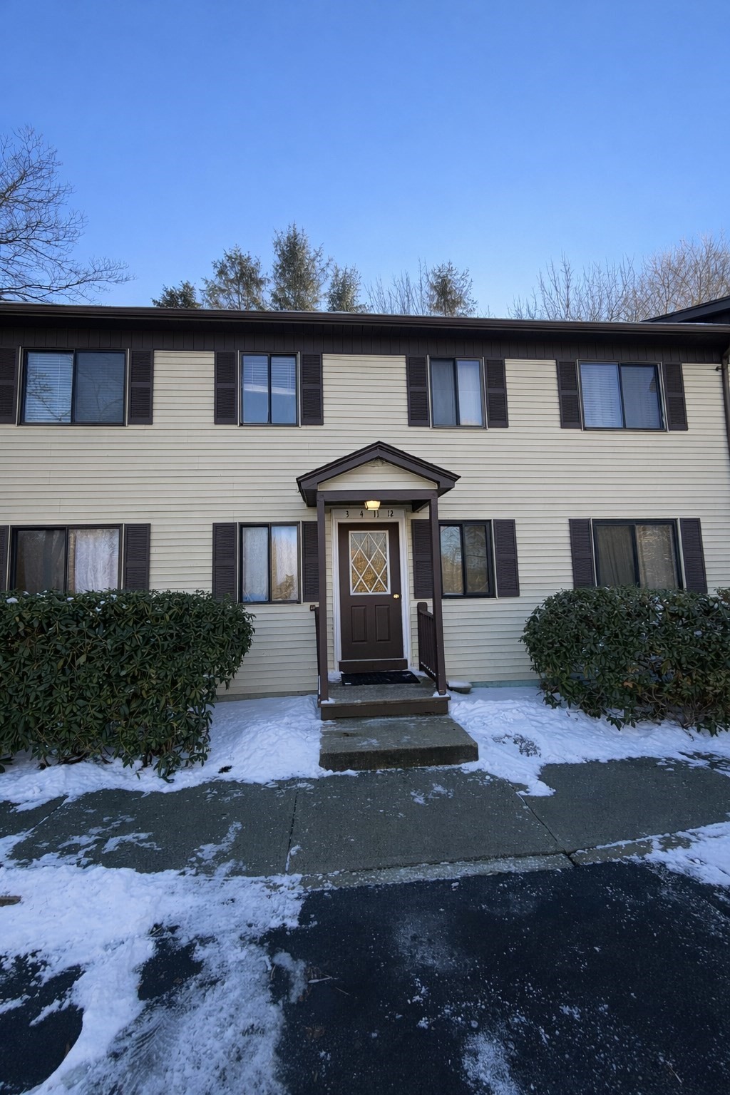 16 Cleveland Pl Unit 11, Gloucester, MA 01930 - Image 8