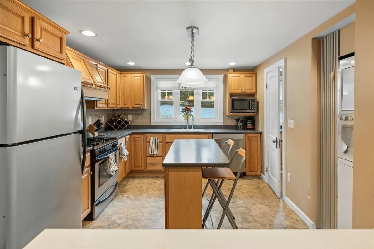 62 School St, Auburn, MA 01501 - Image 13