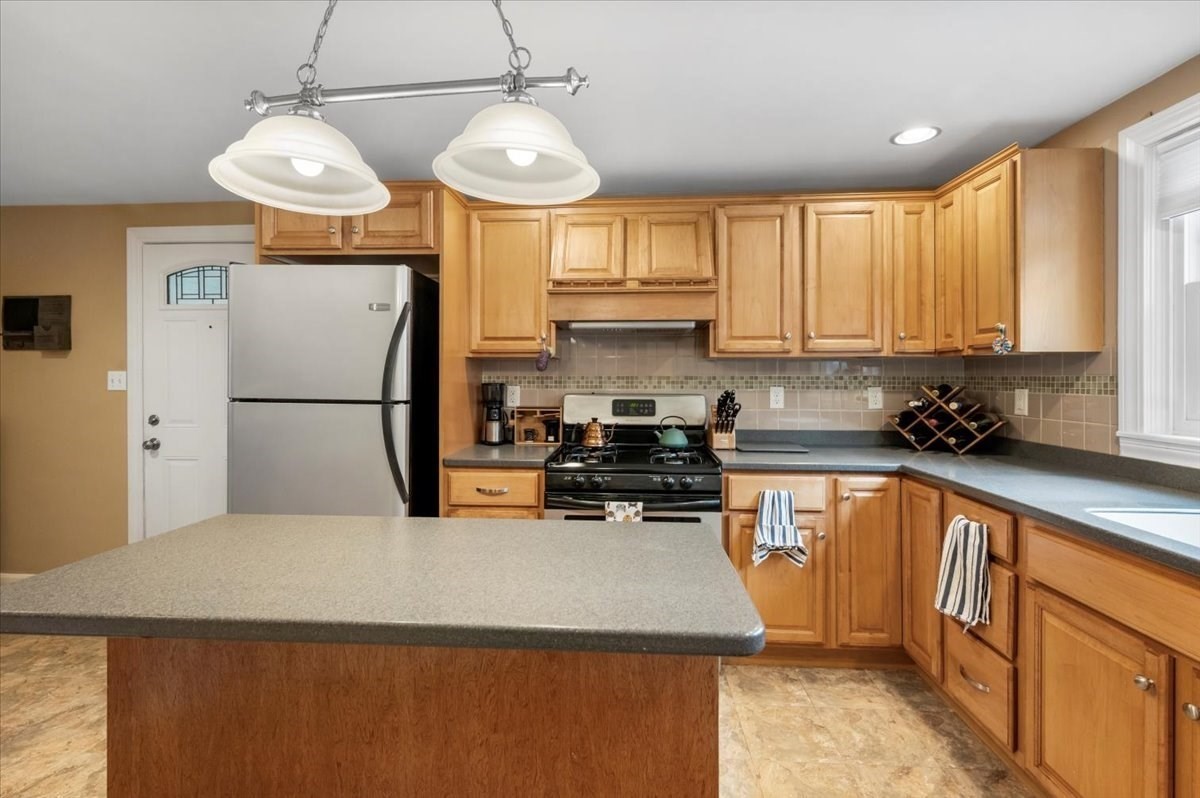 62 School St, Auburn, MA 01501 - Image 15