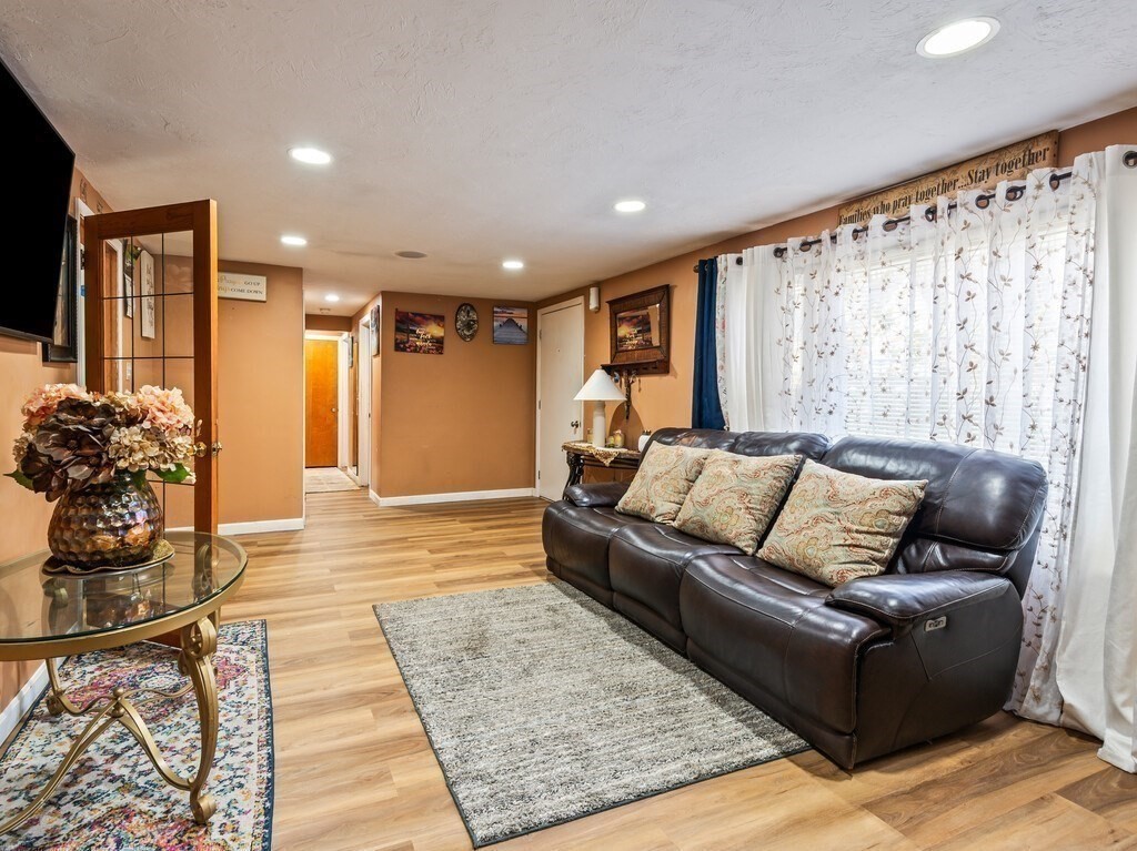 29 Passway Five, Worcester, MA 01602 - Image 5