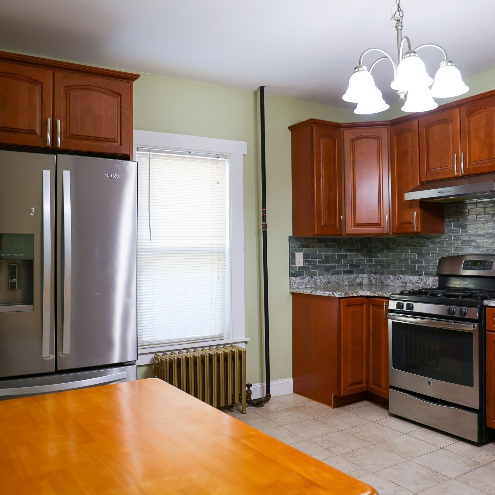 186 Powell St, Lowell, MA 01851 - Image 17