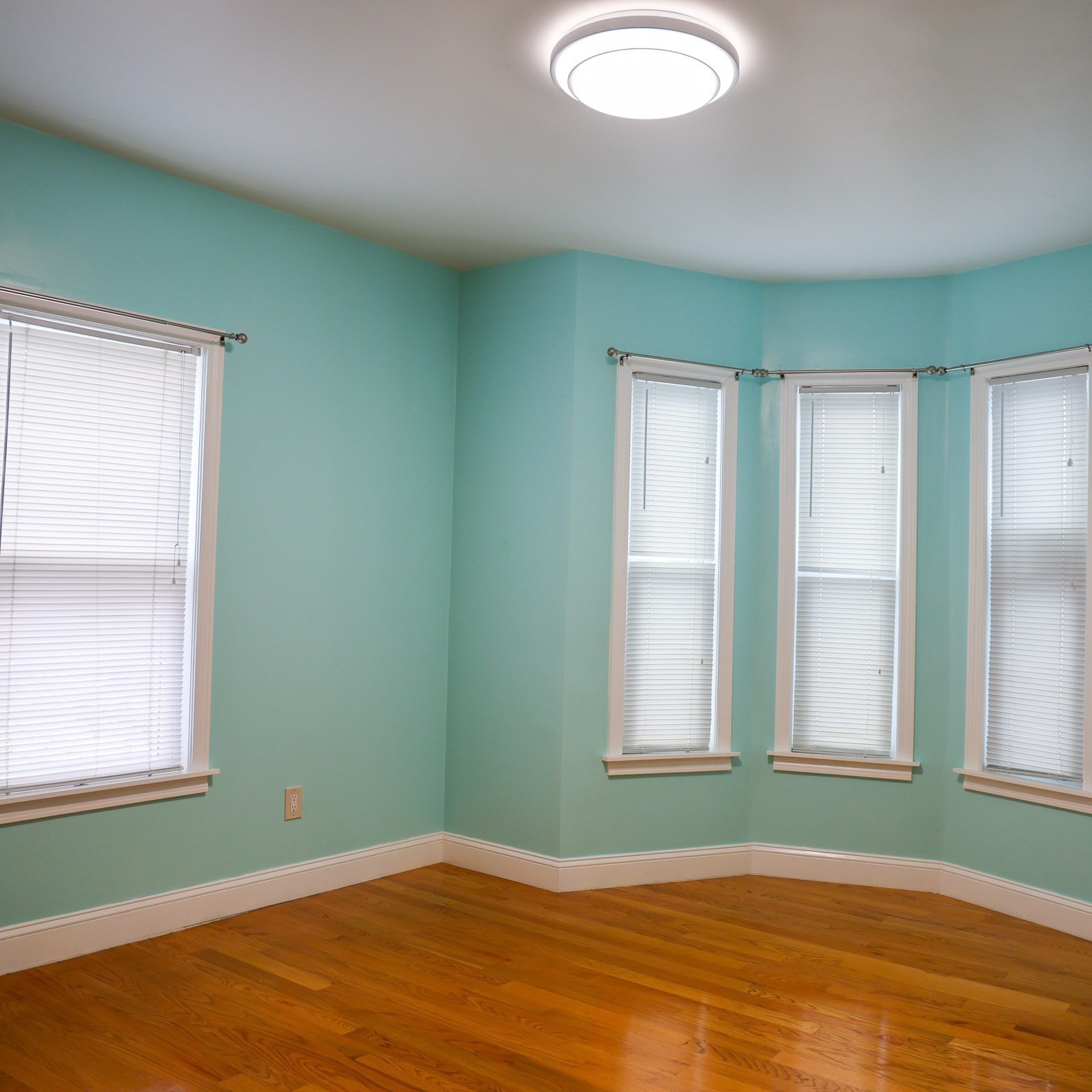 186 Powell St, Lowell, MA 01851 - Image 24